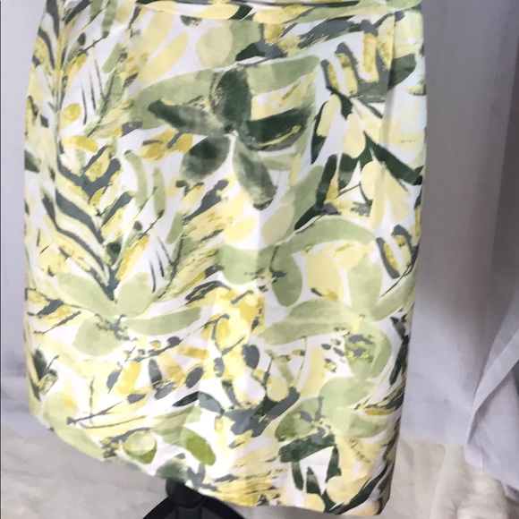 Floral dress NWT - Picture 8 of 8